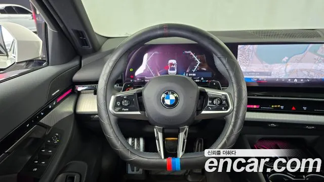 BMW 5-Series — Фото автомобиля 13