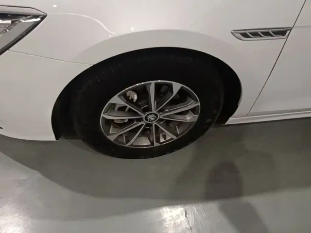 BYD Qin PLUS 2023 Champion Edition DM-i 55KM Leading — Фото автомобиля 22