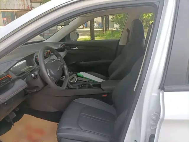 Dongfeng Yixuan GS — Фото автомобиля 14