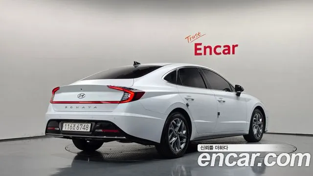 Hyundai Sonata — Фото автомобиля 2