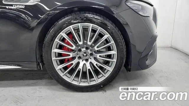 Mercedes-Benz E-Class — Фото автомобиля 5