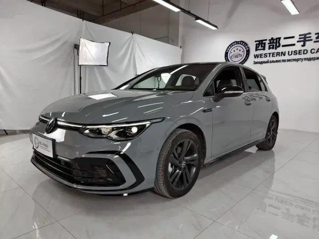 Фотография автомобиля — Volkswagen Golf