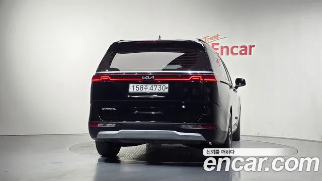 Kia Canival Carnival 4 поколение Дизель 9 мест Prestige — Фото автомобиля 4