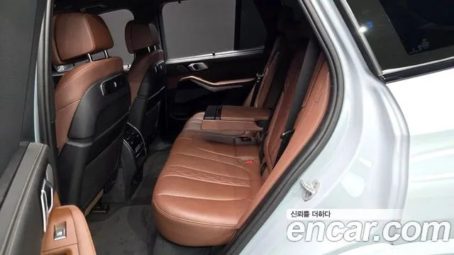 BMW X5 xDrive 40i M Sport — Фото автомобиля 11