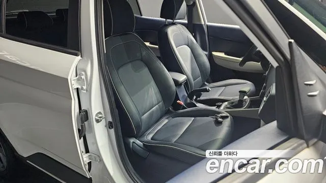 Hyundai Venue Venue 1.6 Flux — Фото автомобиля 12