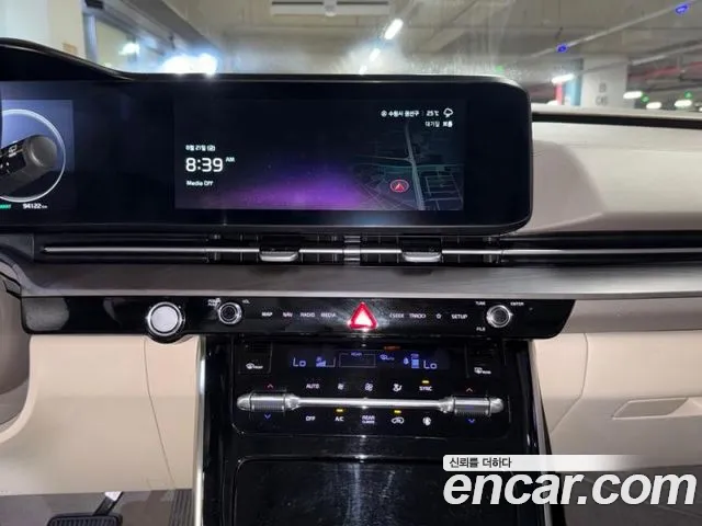 Kia Canival Carnival 4 поколение Бензин 7 мест Signature — Фото автомобиля 11
