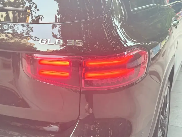 Mercedes-Benz GLB AMG — Фото автомобиля 24