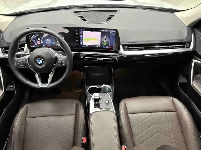 BMW X1 — Фото автомобиля 7