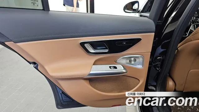 Mercedes-Benz E-Class W214 — Фото автомобиля 14