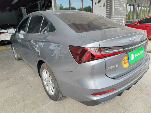 Roewe i5 — Фото автомобиля 4