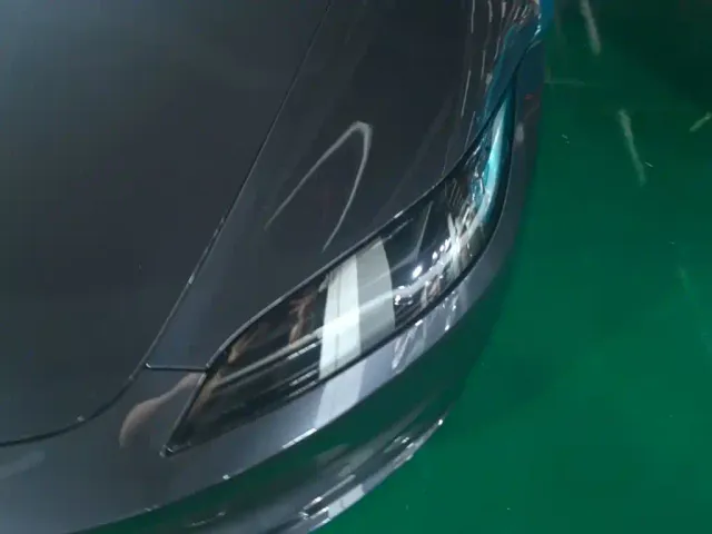 Tesla Model 3 — Фото автомобиля 14