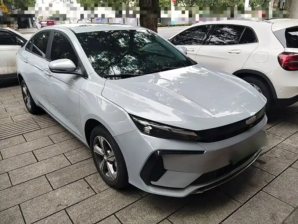 Geely Emgrand L HiP 2024 Model Champion Edition 1.5TD-DHT Pro 100KM Surpassing Type — Фото автомобиля 3