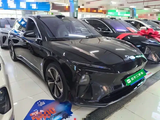 Nio ET5 Touring — Фото автомобиля 3