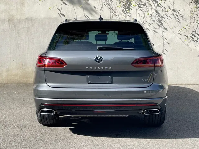 Volkswagen Touareg — Фото автомобиля 6