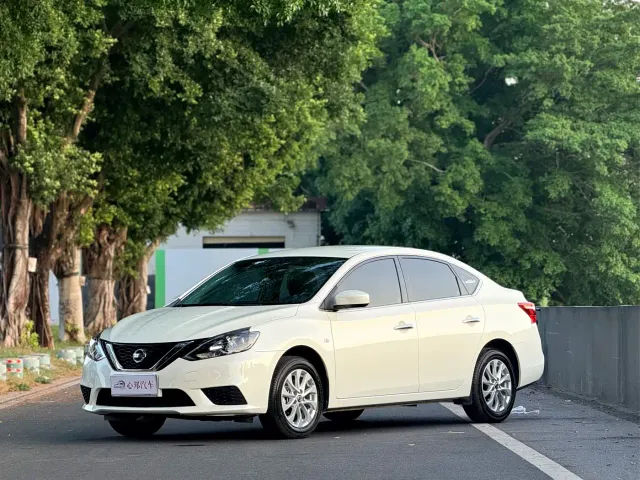 Фотография автомобиля — Nissan Sylphy