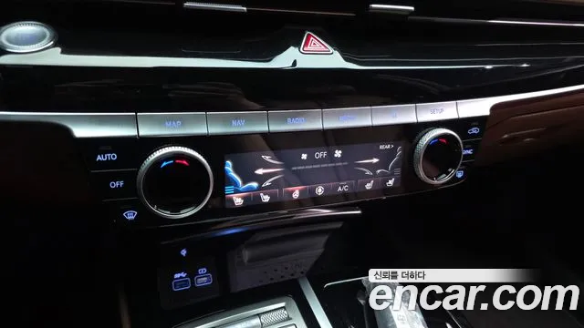 Genesis G80 Бензин 2.5 турбо AWD — Фото автомобиля 17