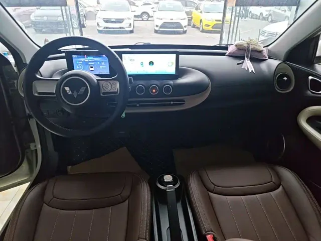 Wuling Bingo — Фото автомобиля 9