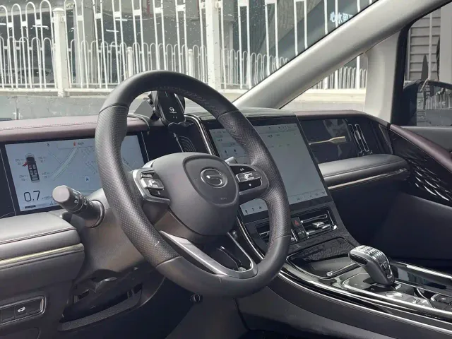GAC Trumpchi Trumpchi M8 2024 Master Series 400T Ultimate Edition — Фото автомобиля 11