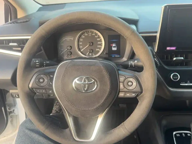 Toyota Corolla — Фото автомобиля 11