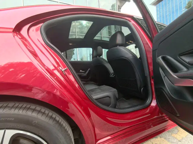 Mercedes-Benz A-Class — Фото автомобиля 17
