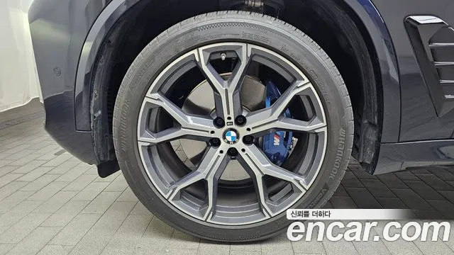 BMW X5 xDrive 40i M Sport — Фото автомобиля 5