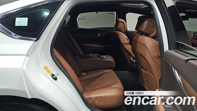 Genesis G80 Бензин 2.5 турбо AWD — Фото автомобиля 11