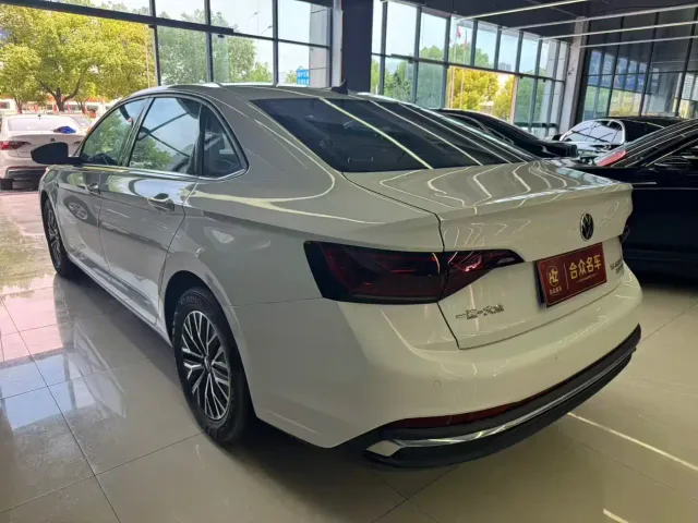 Volkswagen Sagitar — Фото автомобиля 7