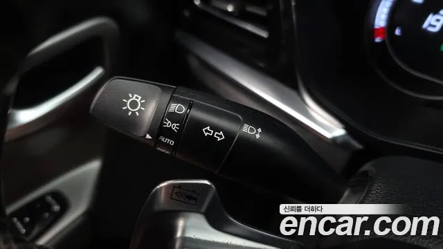 Kia Niro Niro Plus Air — Фото автомобиля 3