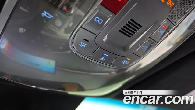 Genesis GV70 2.5T Бензин AWD — Фото автомобиля 16