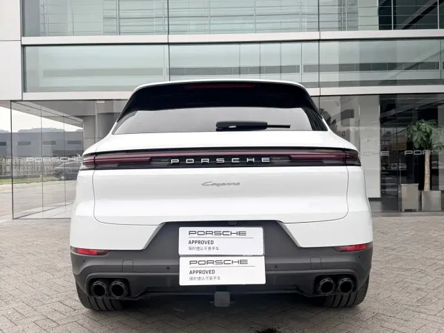 Porsche Cayenne — Фото автомобиля 5
