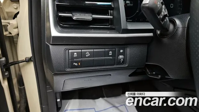 KG_Mobility_Ssangyong Rexton Новый Rexton Sport Khan Дизель 2.2 4WD — Фото автомобиля 14