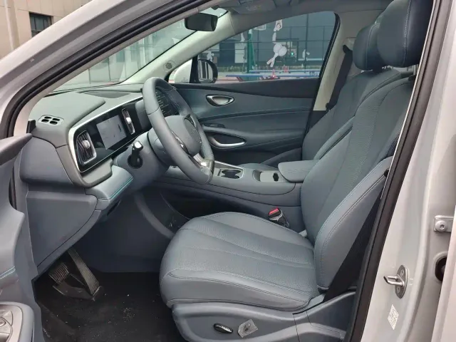 BYD Seal 05 DM-i — Фото автомобиля 4
