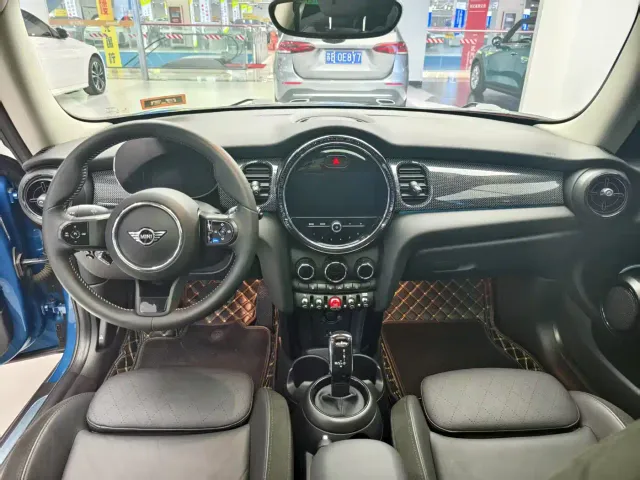 MINI Hatch — Фото автомобиля 8