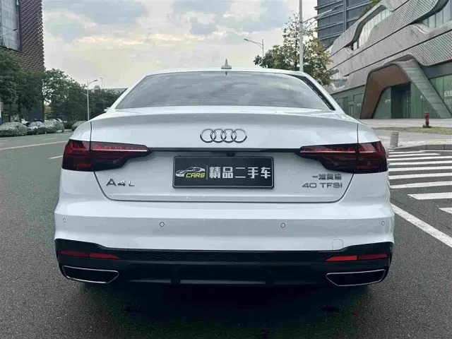 Audi A4L — Фото автомобиля 8