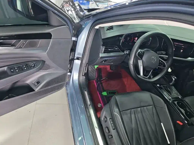 Volkswagen Passat — Фото автомобиля 15