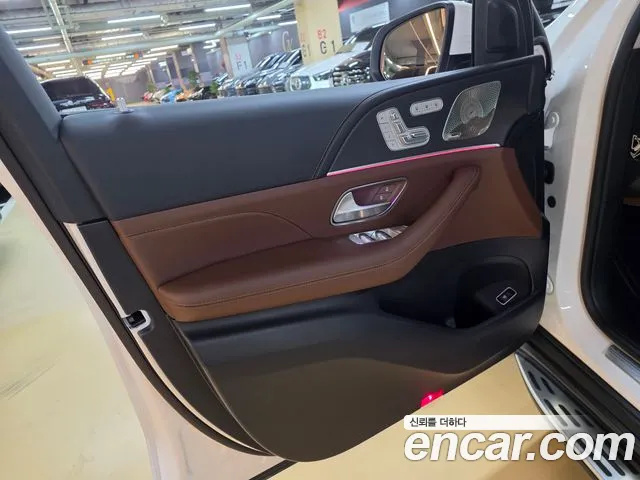 Mercedes-Benz GLE-Class — Фото автомобиля 8