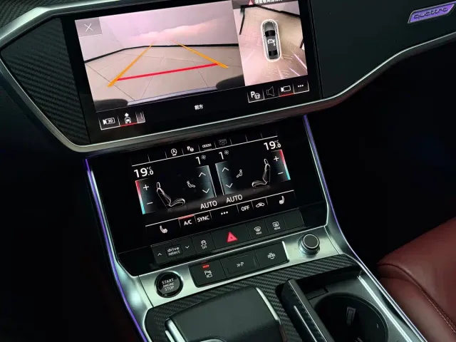 Audi A7L — Фото автомобиля 14