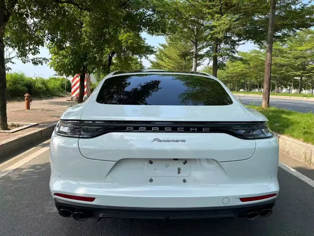 Porsche Panamera — Фото автомобиля 7