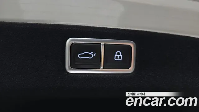 Hyundai Grandeur Grandeur (GN7) 3.5 Бензин 2WD — Фото автомобиля 29