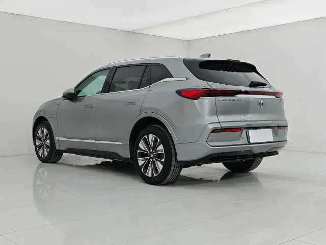 Buick E5 — Фото автомобиля 3