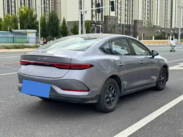 BYD Qin PLUS — Фото автомобиля 7