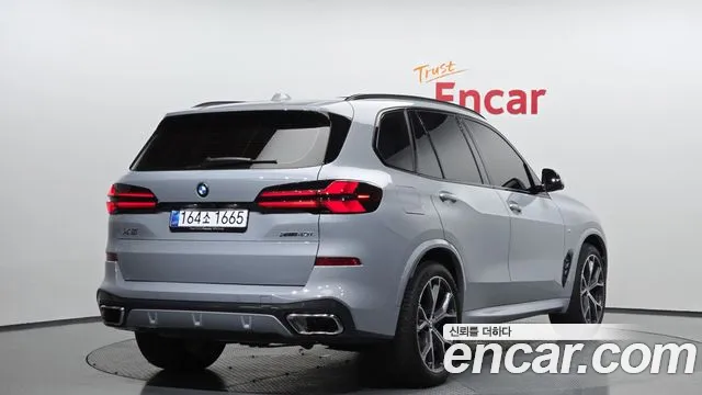 BMW X5 xDrive 40i M Sport — Фото автомобиля 2