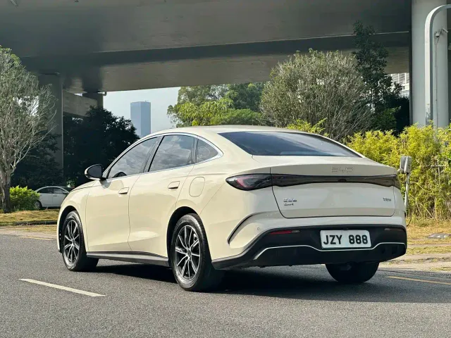 BYD Seal 06 — Фото автомобиля 5