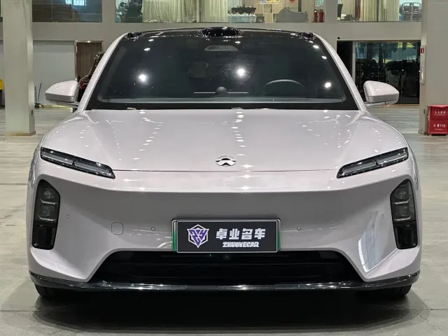 Nio ET5 Touring — Фото автомобиля 2