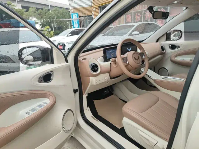 Wuling Bingo — Фото автомобиля 15