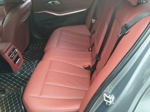 BMW 3 Series — Фото автомобиля 16