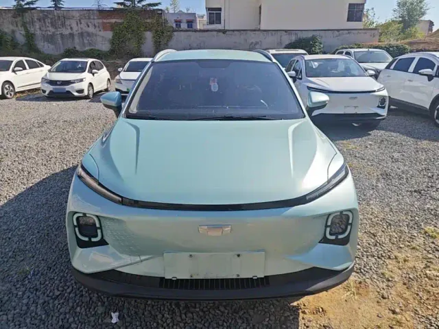 Geely Geometry E Firefly — Фото автомобиля 2