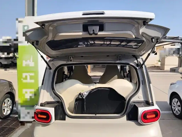 Wuling Hongguang Mini EV — Фото автомобиля 19
