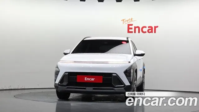 Hyundai Kona Kona (SX2) Бензин 1.6 турбо 2WD — Фото автомобиля 3