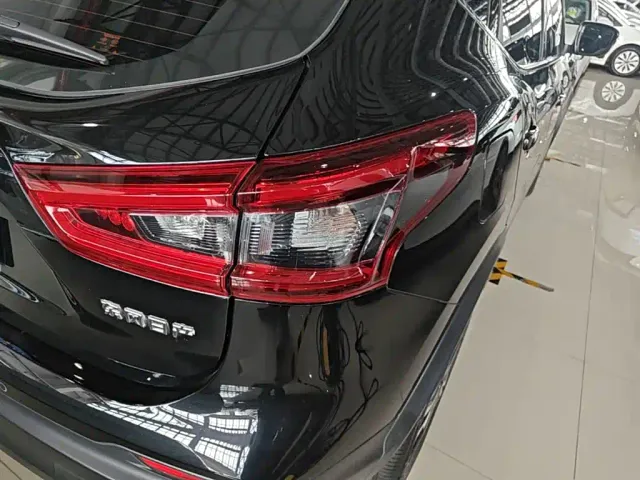 Nissan Qashqai — Фото автомобиля 7